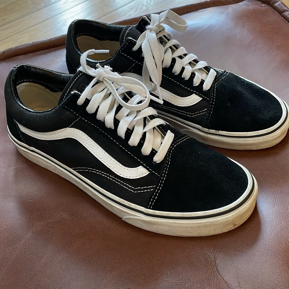 Vans Old Skool Men’s 8 / women’s 9.5